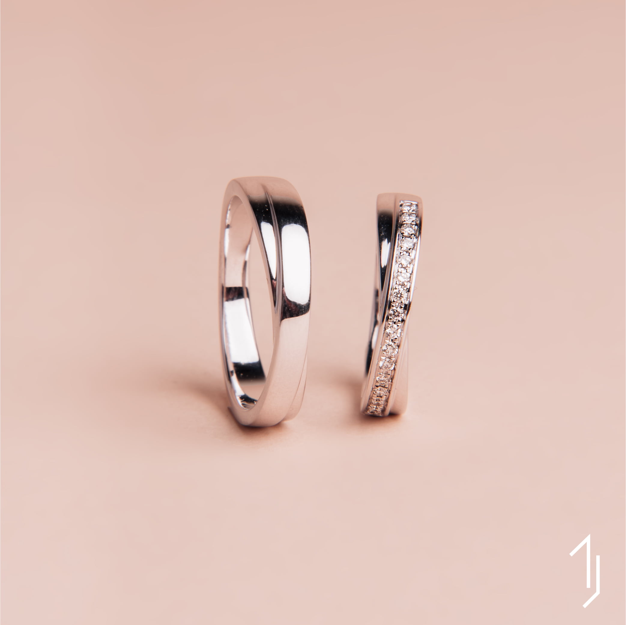 Intertwined Diamond Band - Tailored Jewel